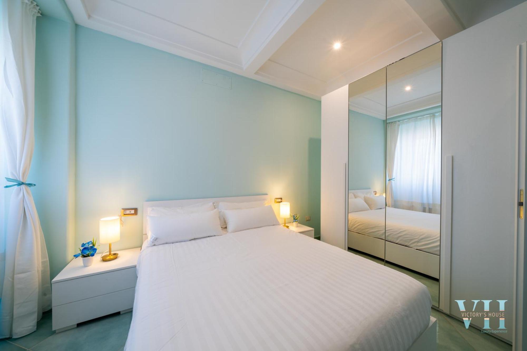 Victory'S Luxury House With Jacuzzi On The Roof Villa Casamicciola Terme Bagian luar foto